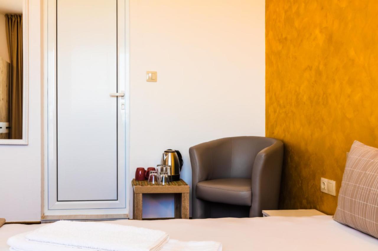 Guest House Theona Obzor Zewnętrze zdjęcie
